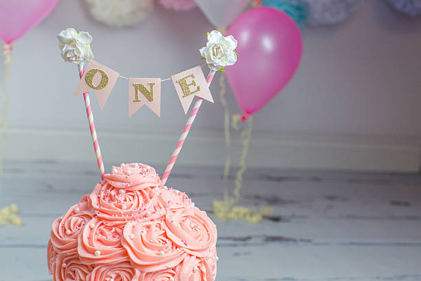 istock First Birthday Giant Pink Cake 534214244