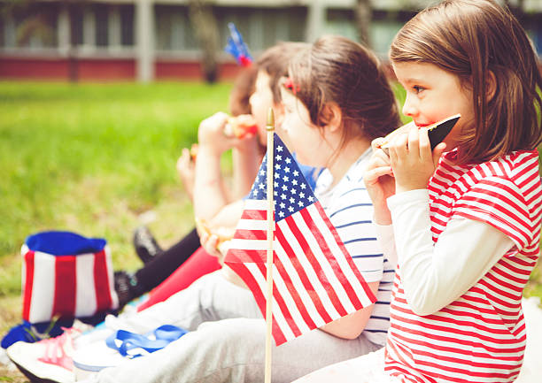 istock Children enjoy July 4th 534215674