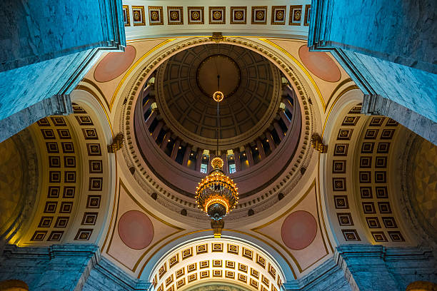 rotonde du capitole, olympia, dans l'état de washington, états-unis - washington state capitol building photos et images de collection