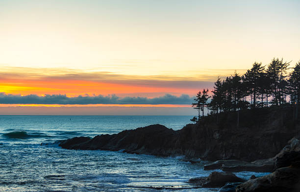 istock Sunset At Depoe Bay 534269933