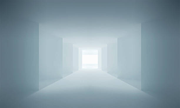 ブルーの廊下のインテリアに、明るいコーナーの終了 - from distance ストックフォトと画像