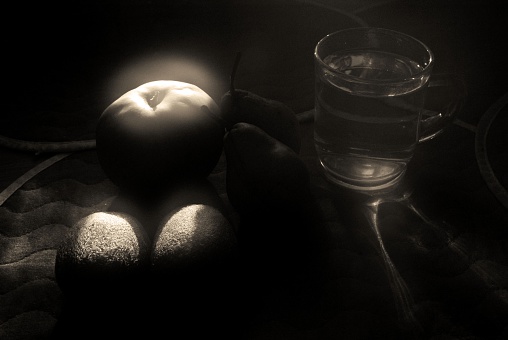 still-life,glass,fruit,