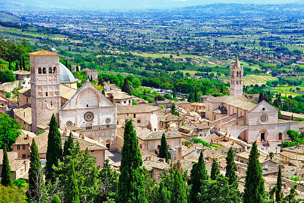 ассизи, umbria.italy - basilica стоковые фото и изображения