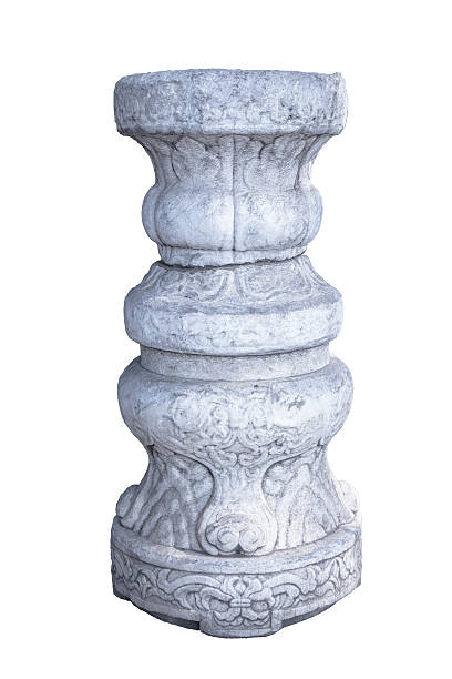 istock Ancient Chinese ornate column of pattern with clipping path 534372273