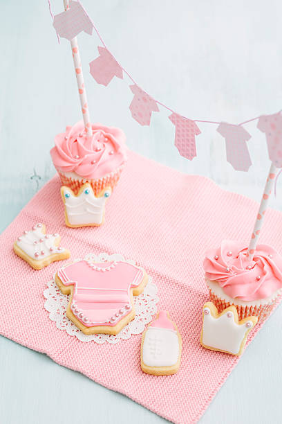 istock Baby shower sweet table 534421957