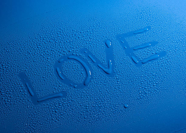 istock Valentine 's Day Love heart made by water bubbles 534503267