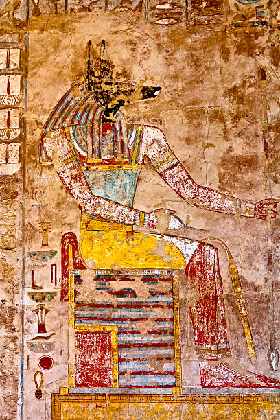 anubis - hieroglyphics egypt egyptian culture nefertiti fotografías e imágenes de stock