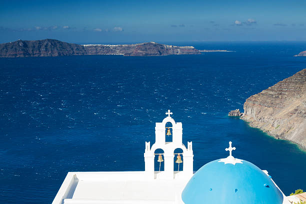 istock Church at Firostefani 534533541