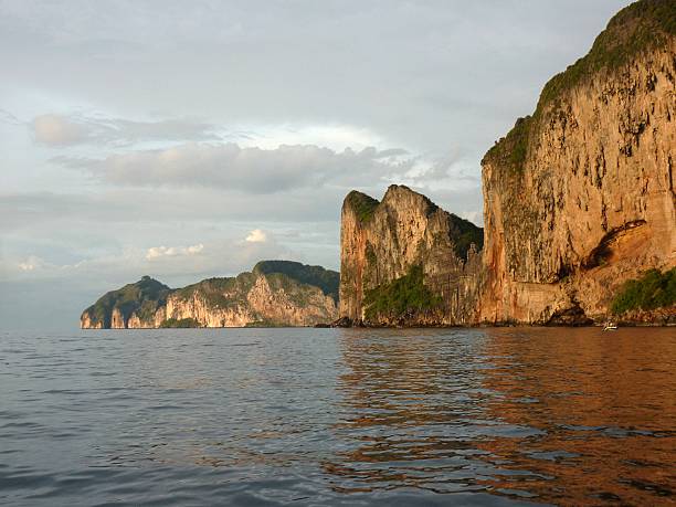 istock PhiPhi Leh island rocky coastline, Thailand 534548190