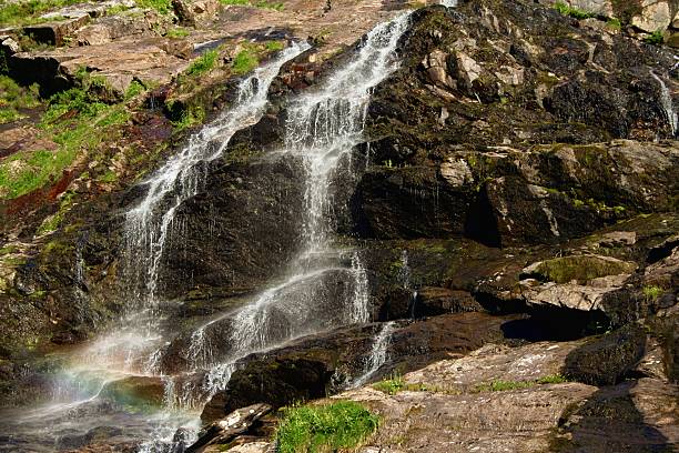 glen nieves quebrada creek cascada escocia reino unido - deep creek area fotografías e imágenes de stock