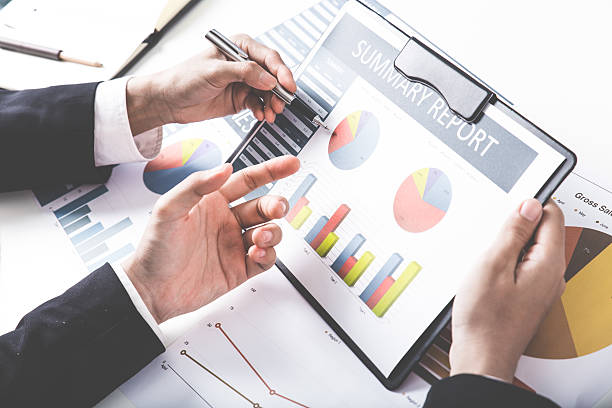 istock Business people discussing the charts and graphs 534600128