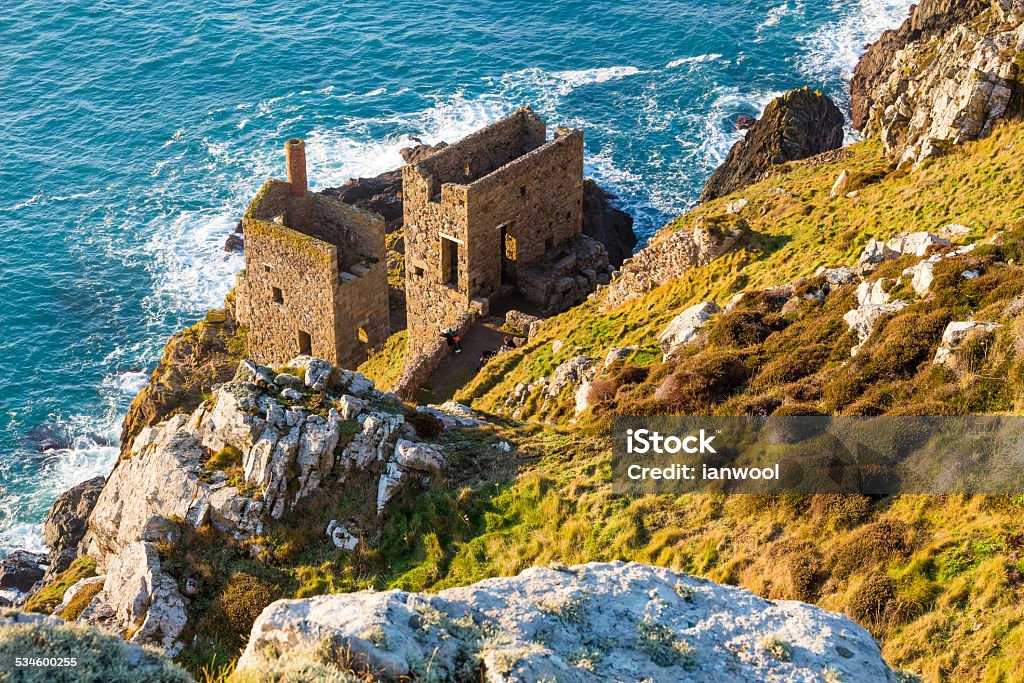 Mines at Botallack Cornwall The Crown engine houses pearced on the cliffs at Botallack on near St Just Cornwall England UK EuropeThe Crown engine houses on the cliffs at Botallack on near St Just Cornwall England UK Europe 2015 Stock Photo