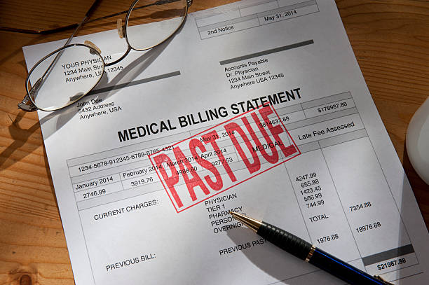 istock Medical/Hospital Statement Past Due 534605929
