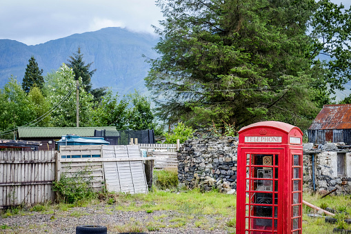 uk telephone booth with big ben