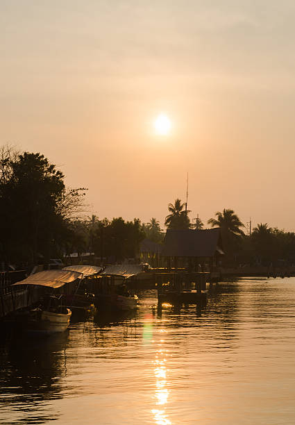 istock Sunrise river in Amphawa Samut Songkhram 534641417