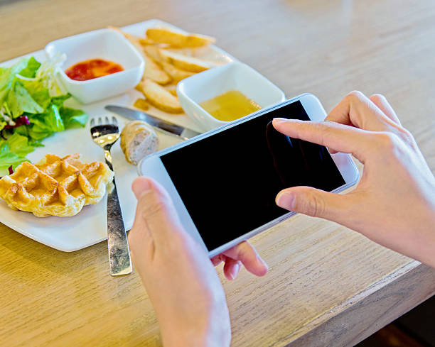 istock Taking a picture at lunch 534663437