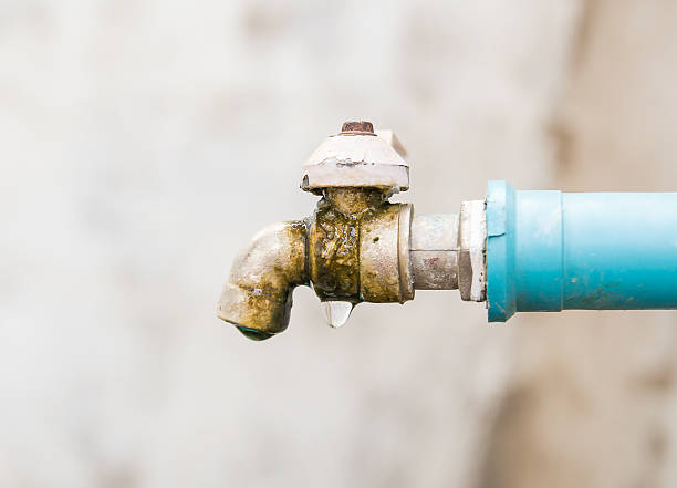 istock Closeup old water tap valve 534670661
