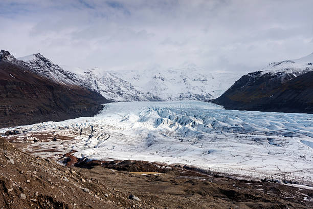 빙하 보기 svinafellsjokull - breidarlon 뉴스 사진 이미지