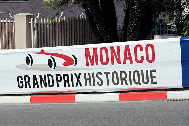 gran premio de mónaco letrero de historique - formula one racing monaco motor racing track grand prix fotografías e imágenes de stock