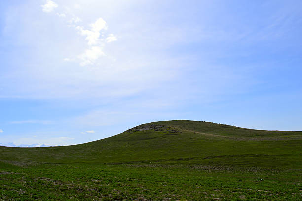 istock Green hills in Sartaly, Kyrgyzstan 534720025