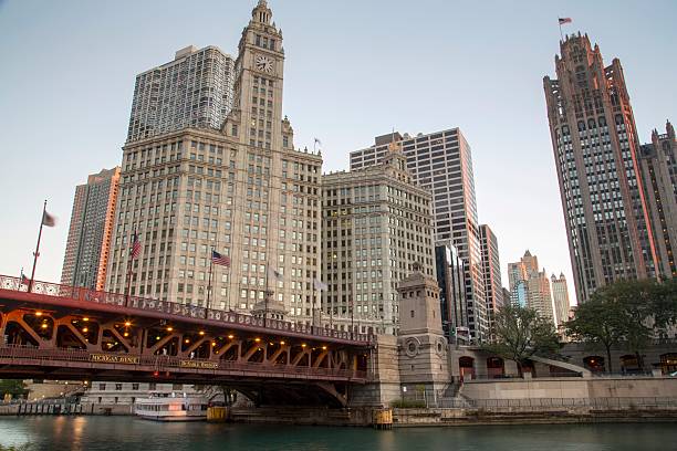 istock USA - Illinois - Chicago, Chicago River Skyline 534759411