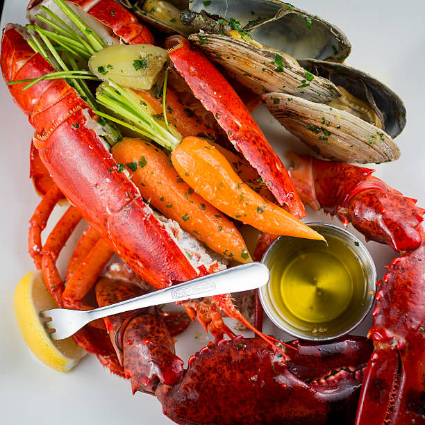 istock Steamed Lobster and Clams 534780845