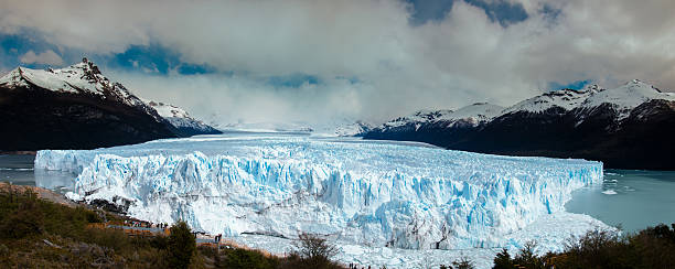 glacier perito moreno patagonia argentina panoramic perito moreno glacier patagonia argentina panoramic tawny stock pictures, royalty-free photos & images