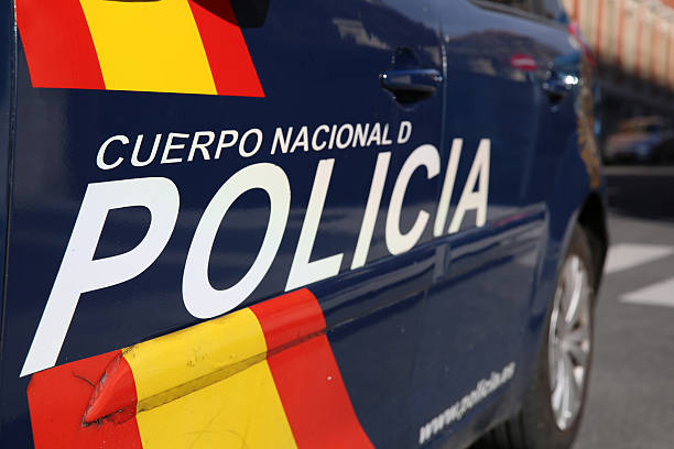 Policia España - Banco de fotos e imágenes de stock - iStock