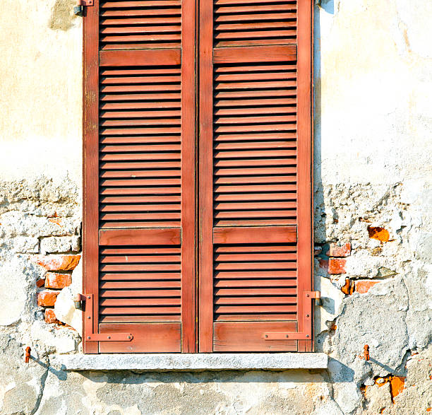 istock varano palaces italy   abstract  sunny day 534862379