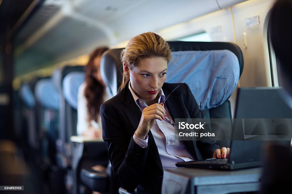 Unternehmen arbeiten im Zug - Lizenzfrei Eisenbahn Stock-Foto