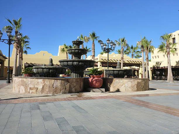 istock Shopping Plaza in Cabo San Lucas Town 534893247