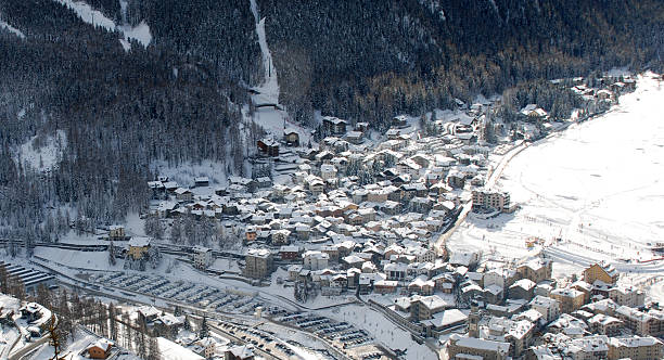 istock Village in the Alps 534905384