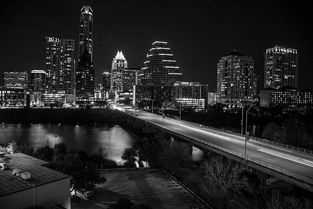 istock Monochrome Austin Skyline Overlooking Congress Bridge 534917473