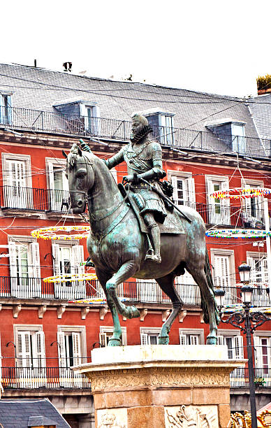 istock Statue of Philipp III at the Plaza Mayor 534923495