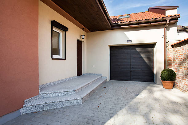 istock House entrance and garage 534944745