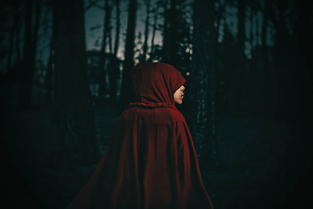 istock little red riding hood 535003905