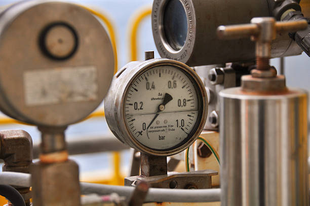 istock Pressure gauge for measuring pressure in the system 535026155