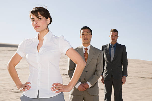 istock Businesspeople in desert 535027185
