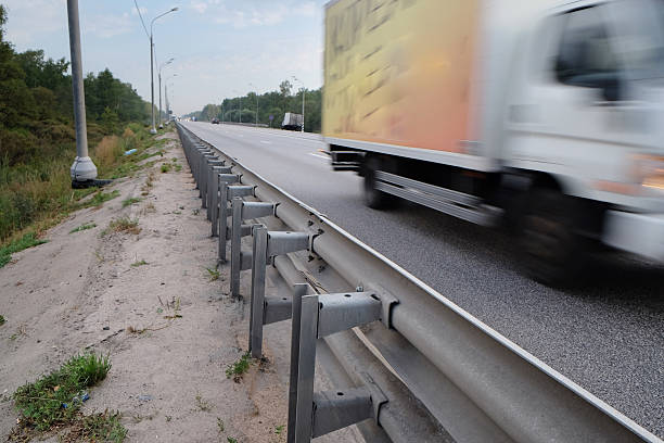 istock truck in movement 535042821