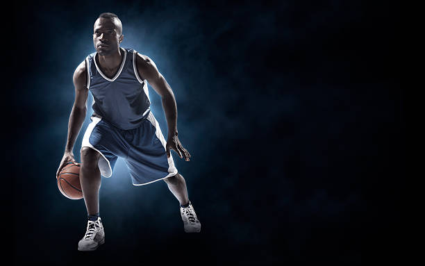 basketball player - sportsman front view studio shot looking at camera stock-fotos und bilder