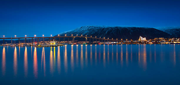 twilight in tromso, con arctic catedral, noruega. - river passenger ship nautical vessel military ship fotografías e imágenes de stock