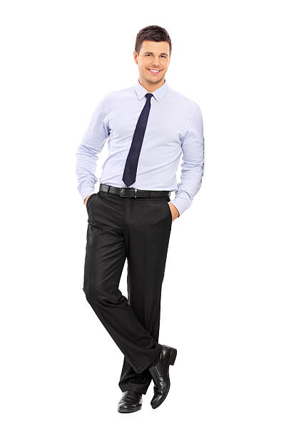 istock Casual young businessman leaning against a wall 535167163