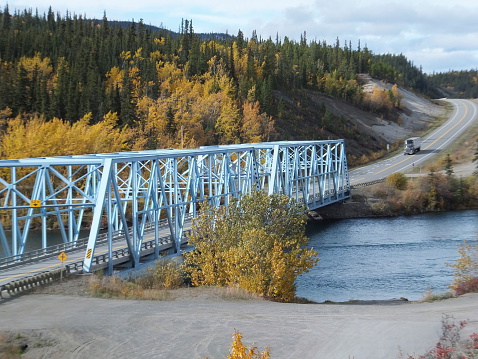 Yukon River bridge on Alaska Highway (east of Whitehorse).