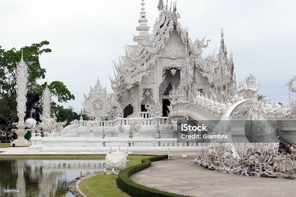 Tempio di Chiang Rai bianco - Foto stock royalty-free di 2015