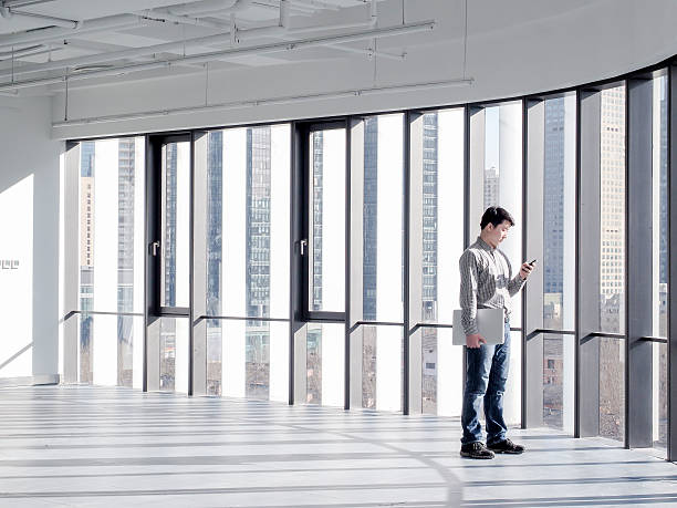 istock Asian businessman working in office 535198843