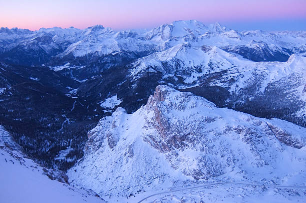 istock Panorama from 2.800 meters height at the Lagazuoi 535200511