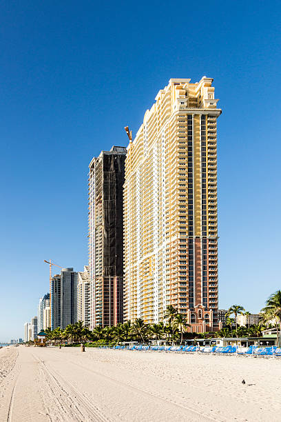 istock Sunny Isles Beach at Miami  in morning sun 535220587