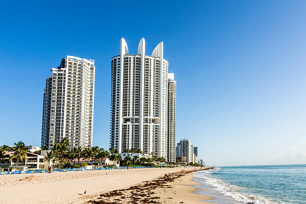 istock Sunny Isles Beach at Miami  in morning sun 535221035