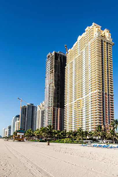 istock Sunny Isles Beach at Miami  in morning sun 535221037