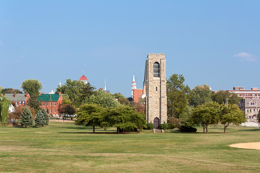 Carillon (torre) en Frederick, Maryland-EE. UU photo